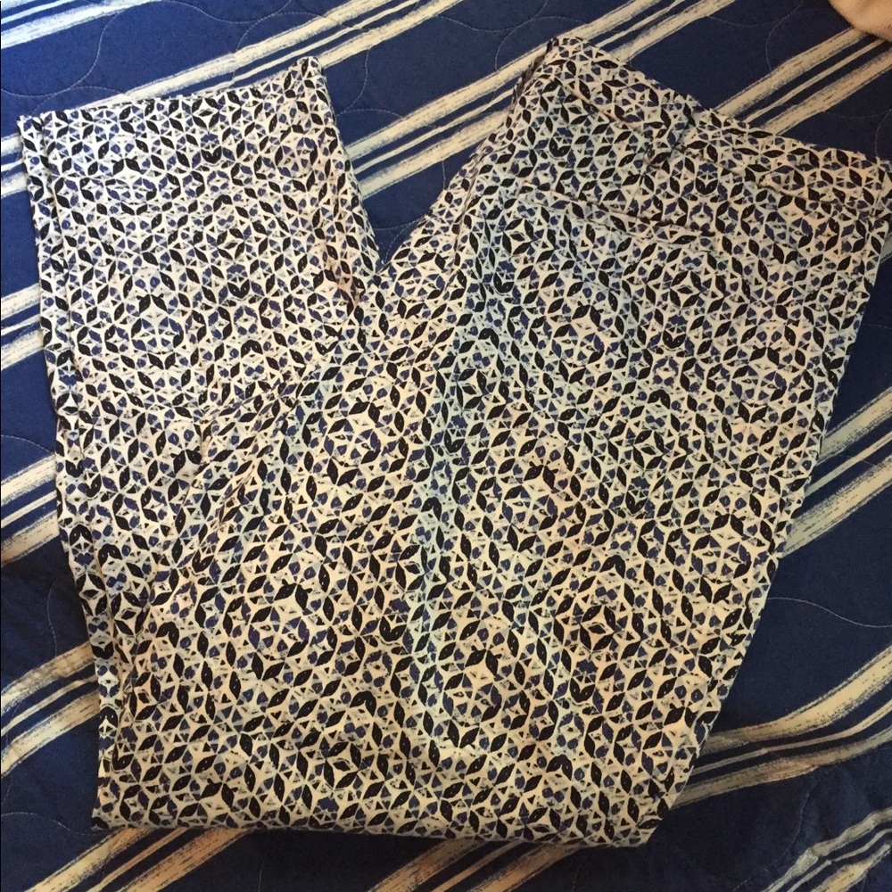 Pure Collection Ankle Pants - Picture 2 of 6